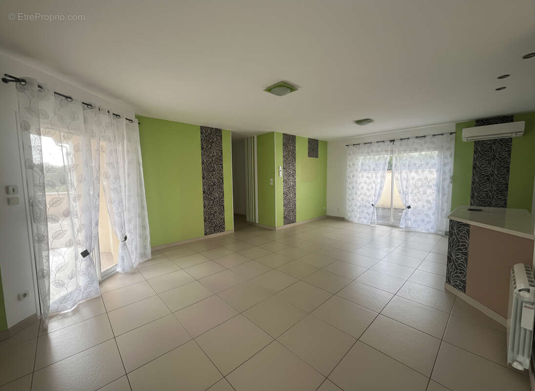 Maison à LA COURONNE