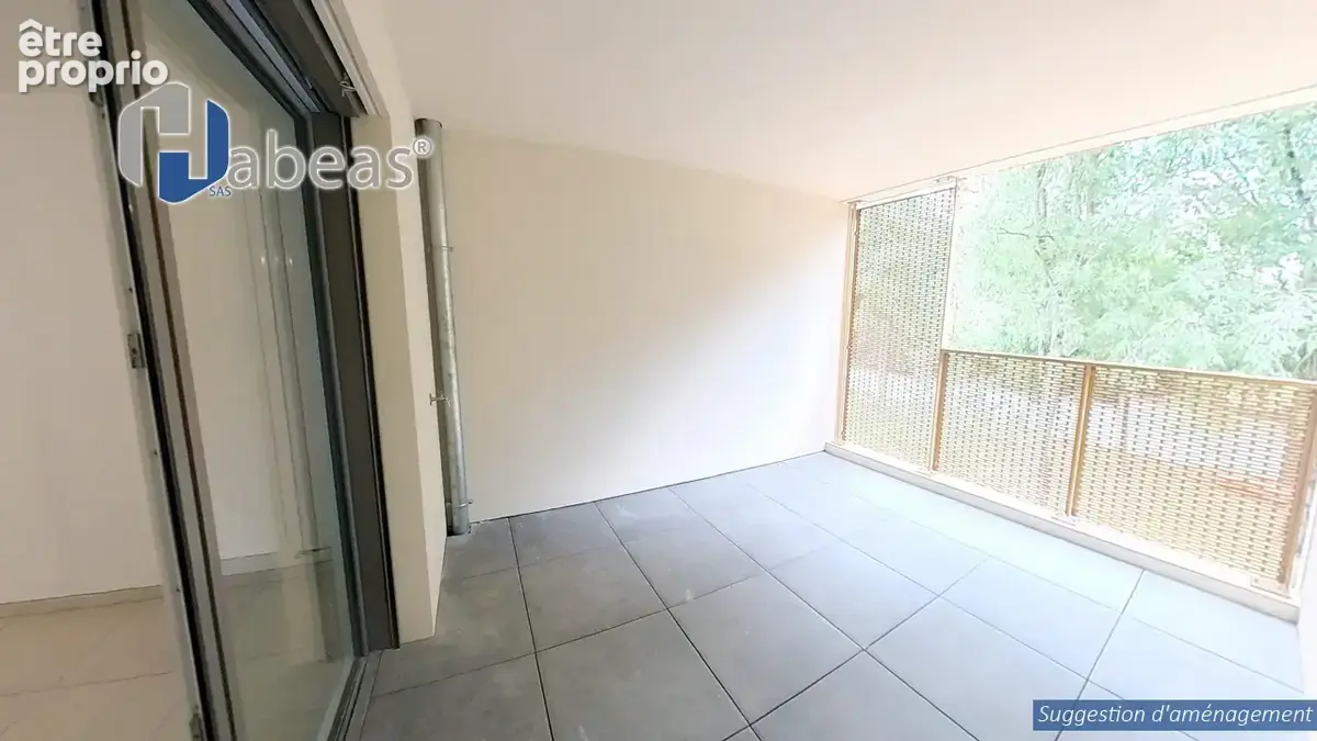 Appartement T4 de 89m² avec terrasse et garages - photo 3