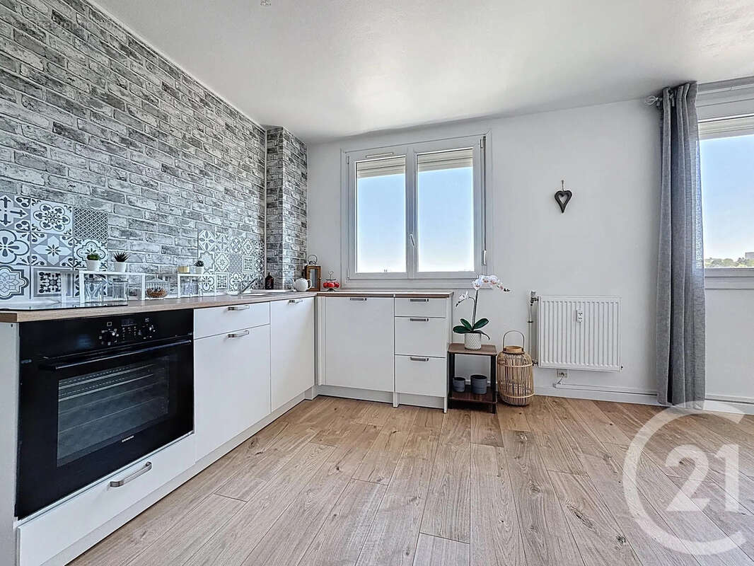Appartement à TINQUEUX