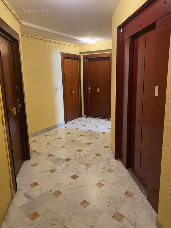 Appartement à NICE