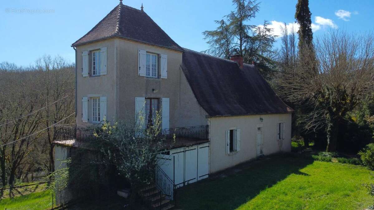 Maison à BOUZIES