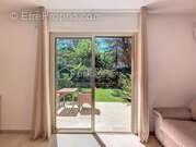 Appartement à MOUGINS