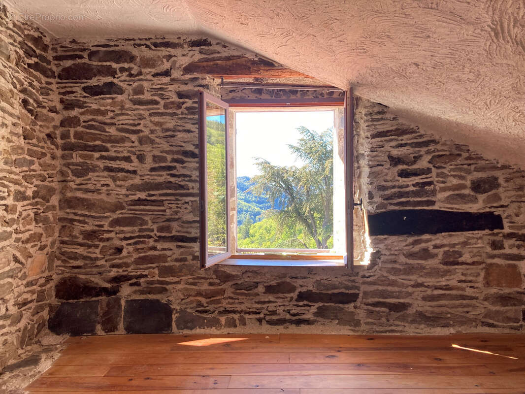 Maison à CASTANS
