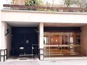 Parking à PARIS-16E