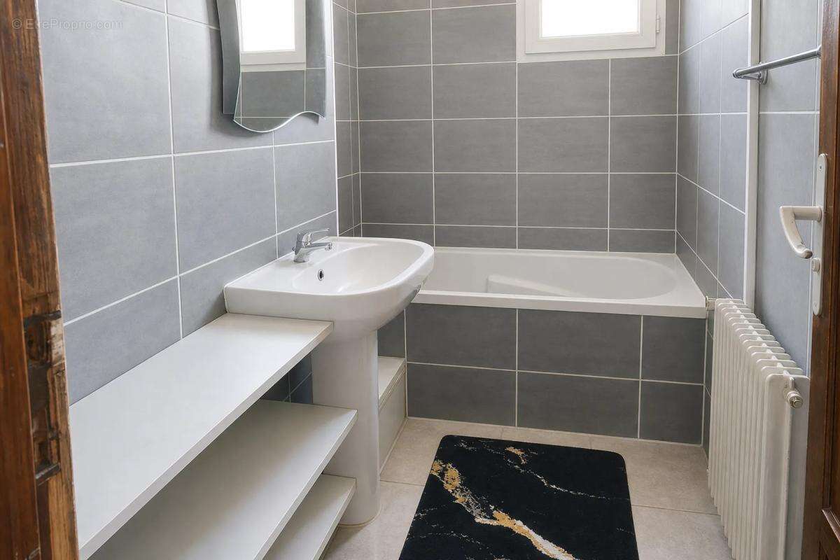 Maison de 4 pièces de 81 m² à Vierzon - photo 34