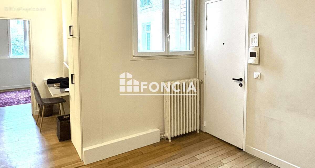 Appartement à COLOMBES