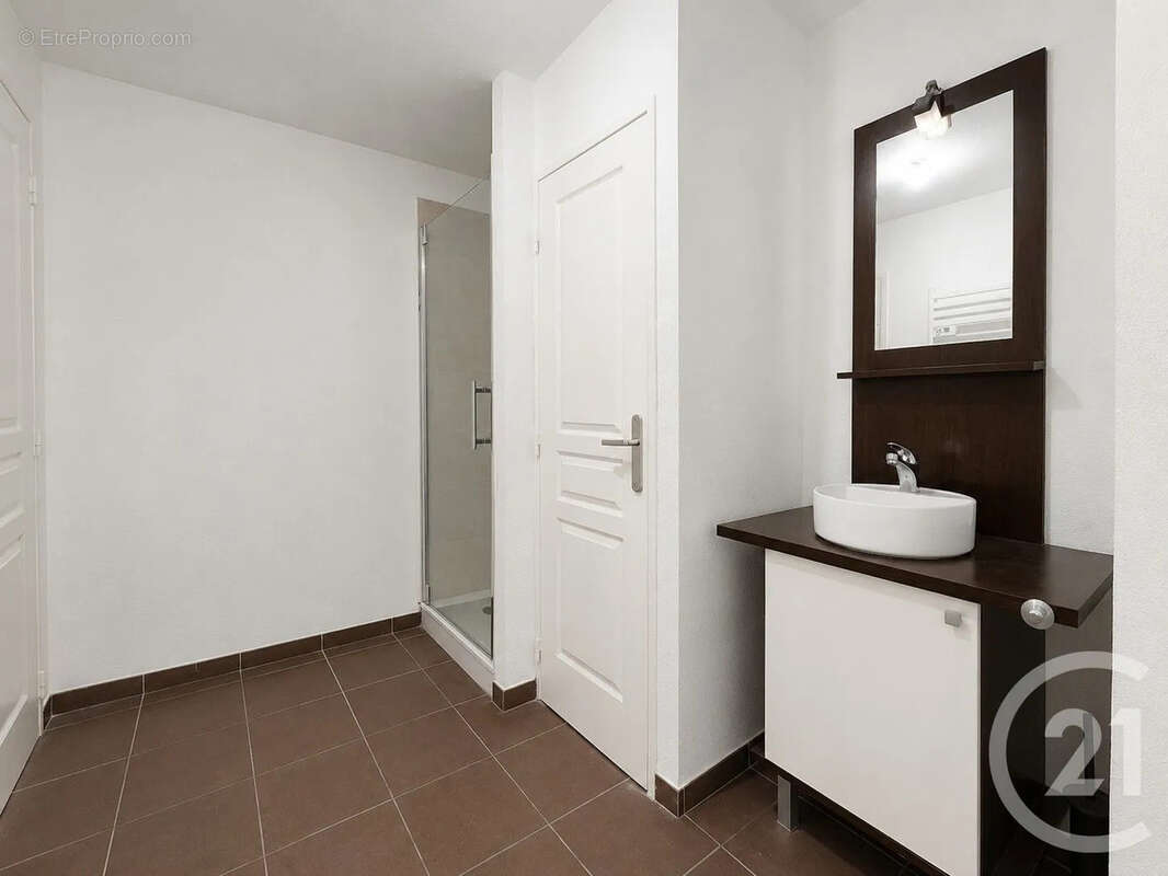 Appartement 36 m² à La Seyne-Sur-Mer  - photo 8