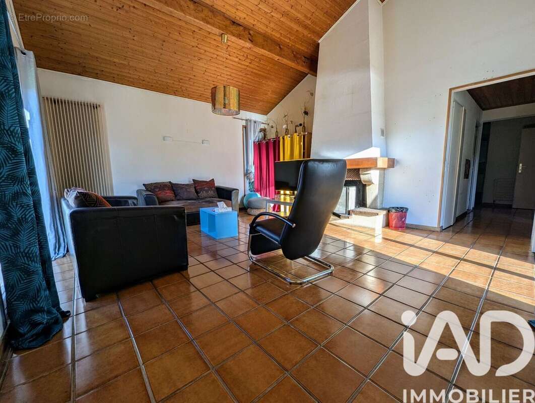 Photo 2 - Maison à SAINT-JEAN-DE-THOLOME