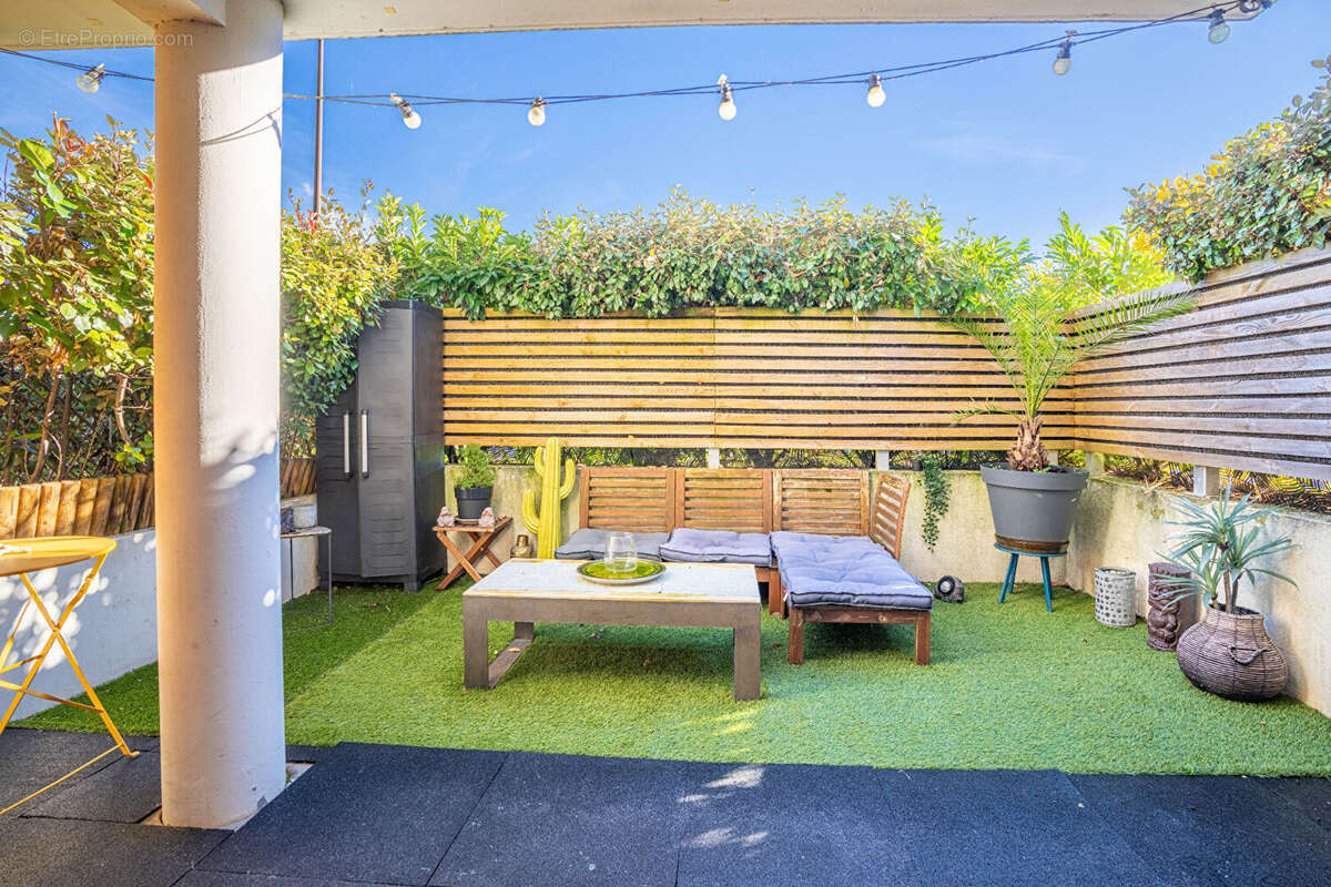 Appartement à POISY