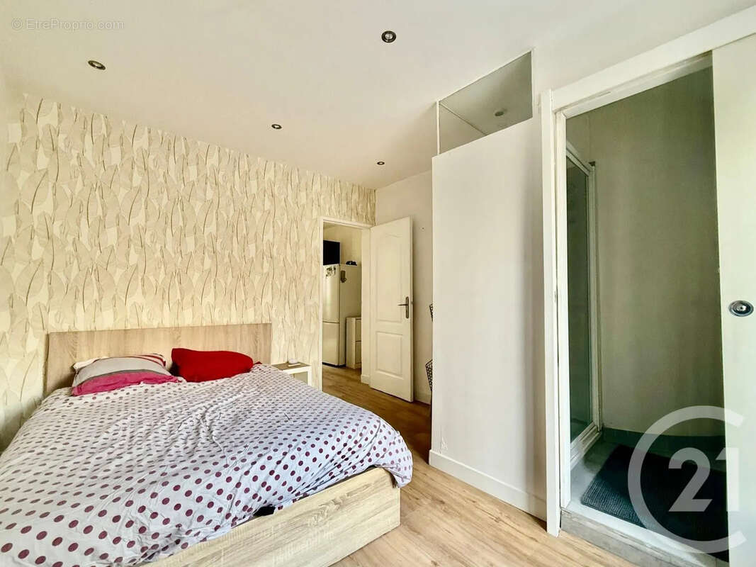 Appartement à CLICHY