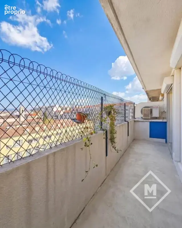 Appartement T3 lumineux Marseille 4ème - Les 5 Avenues - Dernier étage avec terrasse et ascenseur - photo 11