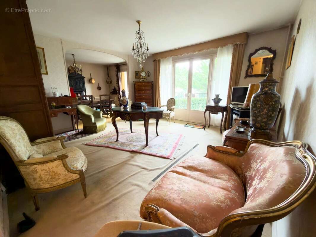 Appartement à LE RAINCY