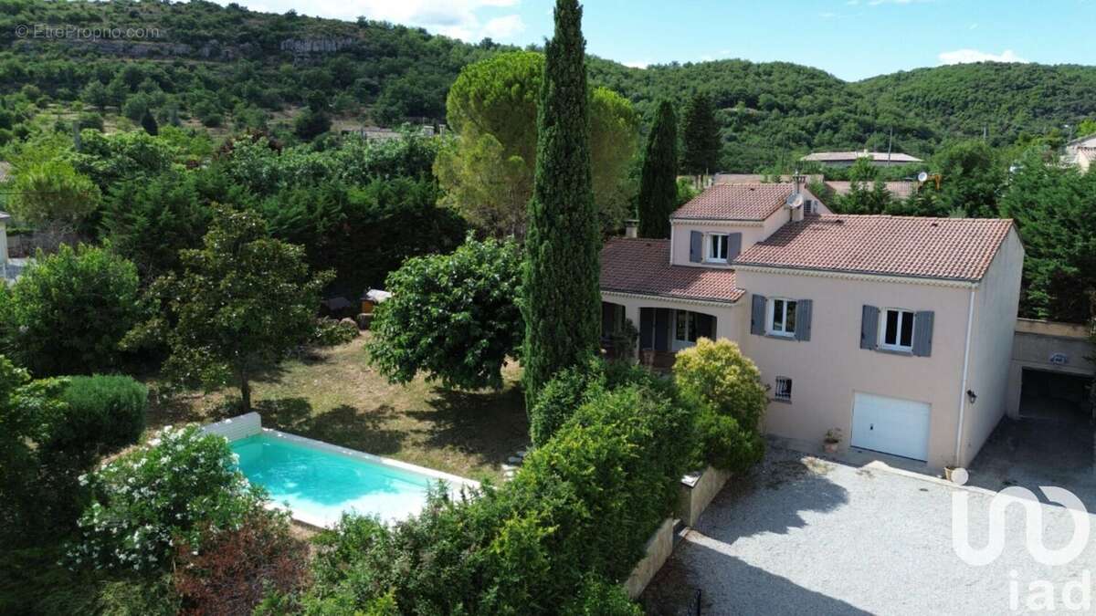 Photo 2 - Maison à CHOMERAC