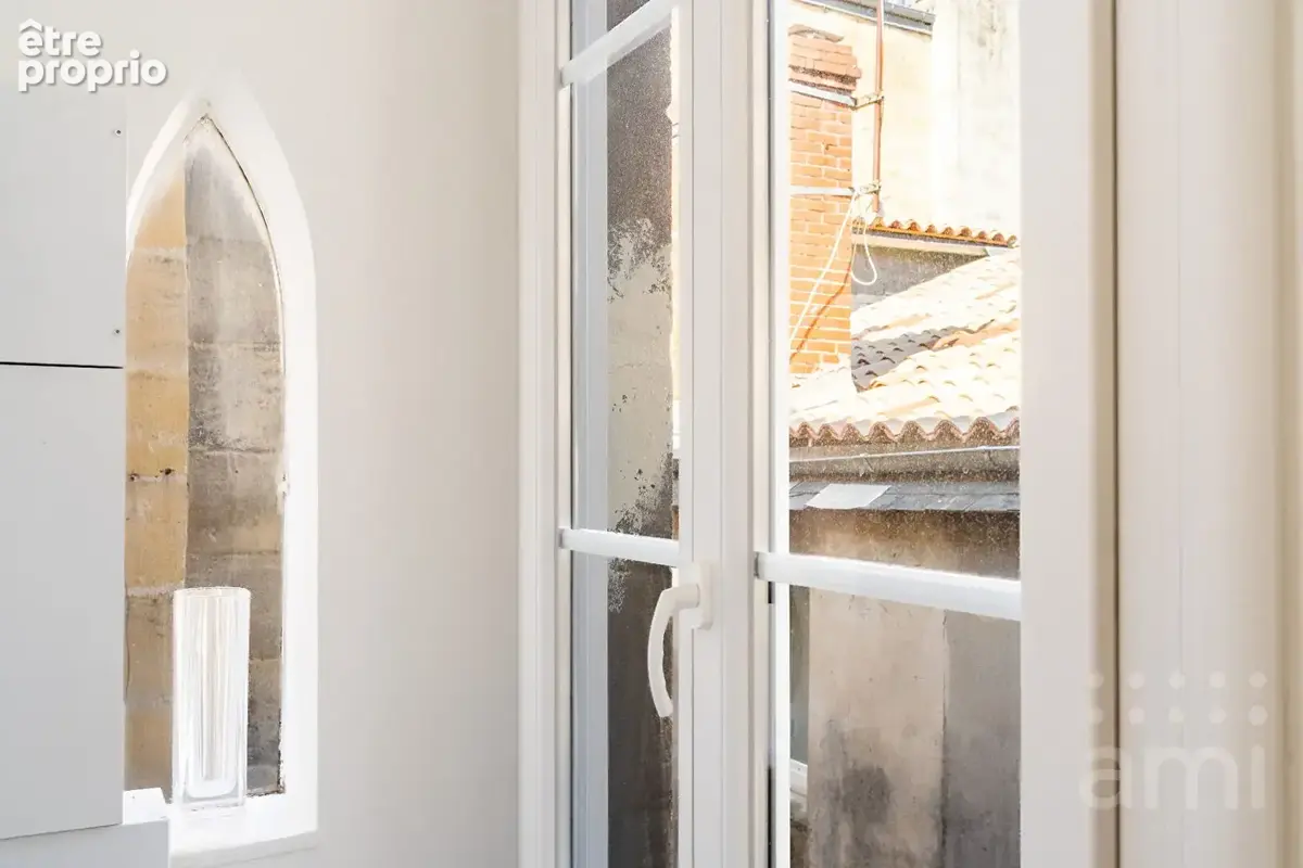 Appartement T3 avec vue exceptionnelle sur la cathédrale Pey-Berland - photo 9