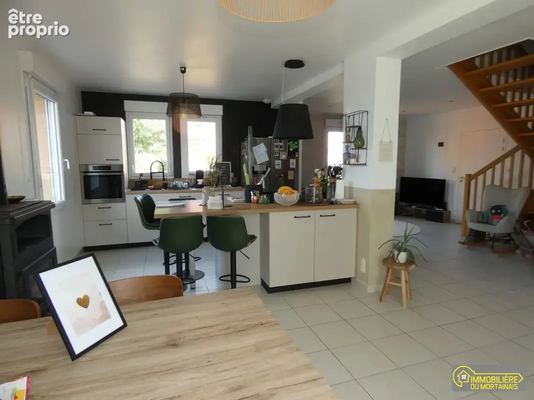 Maison 5 pièces 93 m² à vendre à Saint-Hilaire-Du-Harcouet (50600) - photo 2