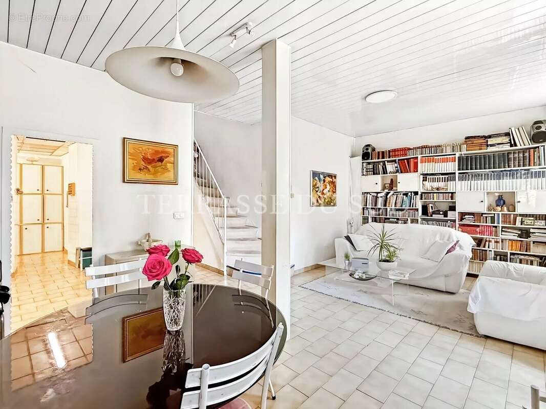 Maison à MARSEILLE-5E