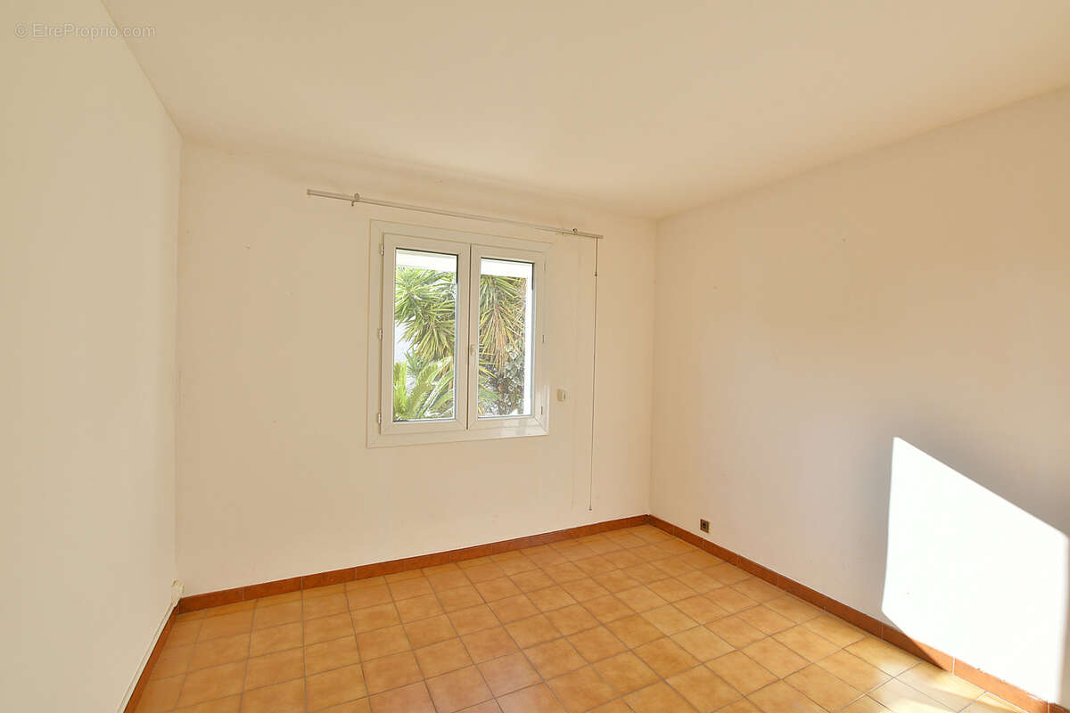 Maison à CARQUEIRANNE