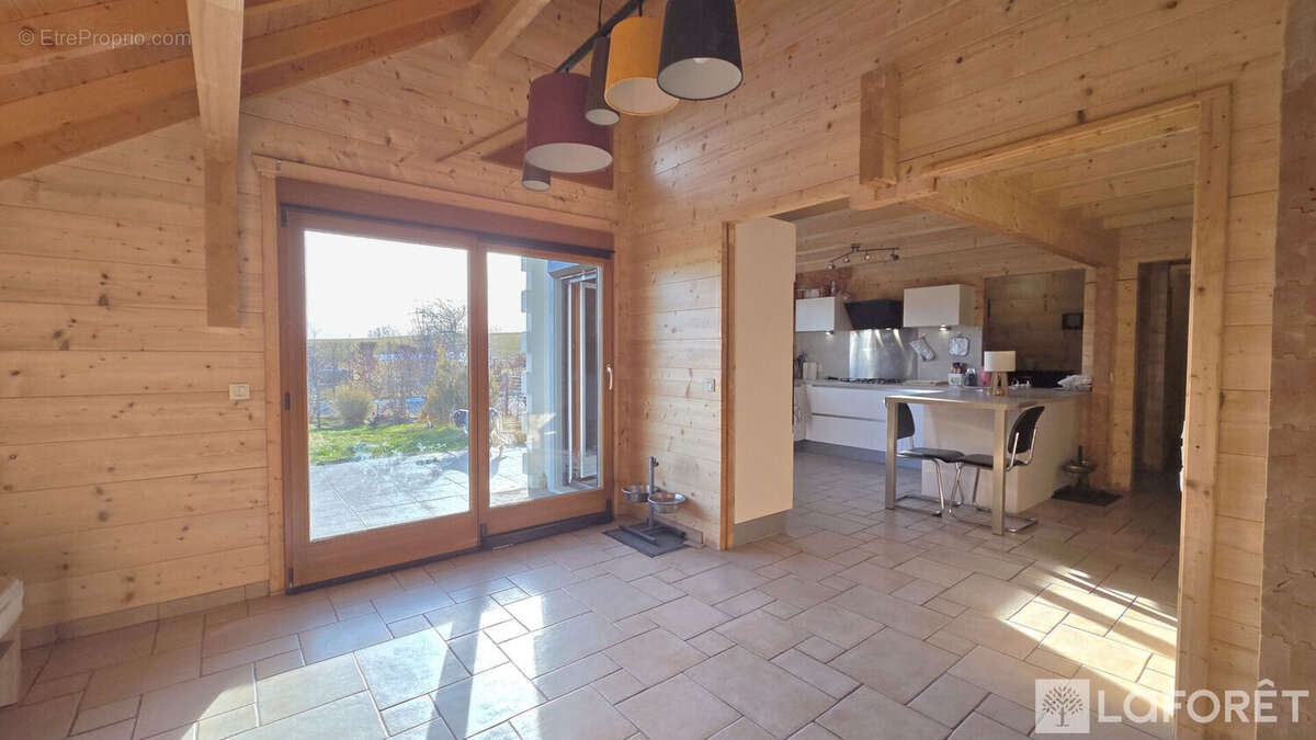 Maison à CUVIER