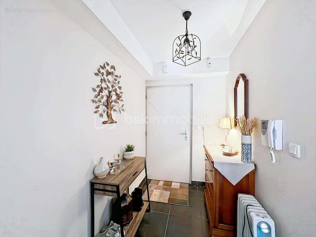 Appartement à CESSON
