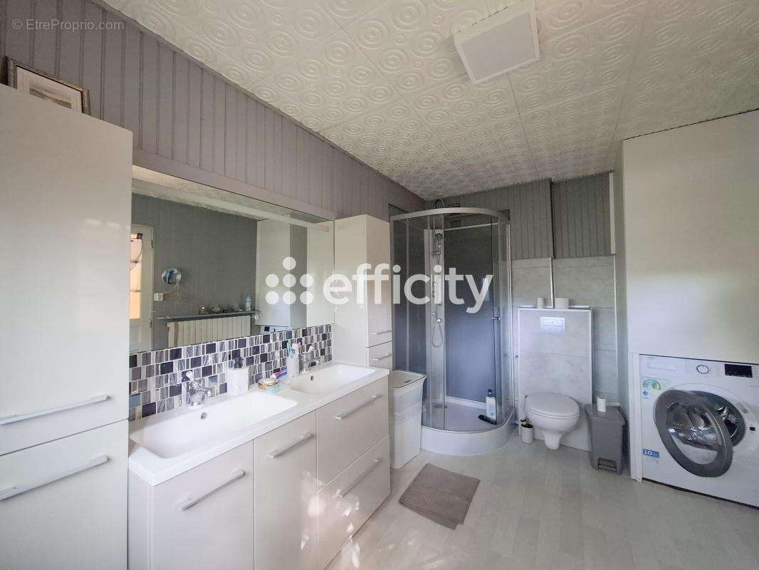 Maison à SAINT-GERMAIN-DES-GROIS