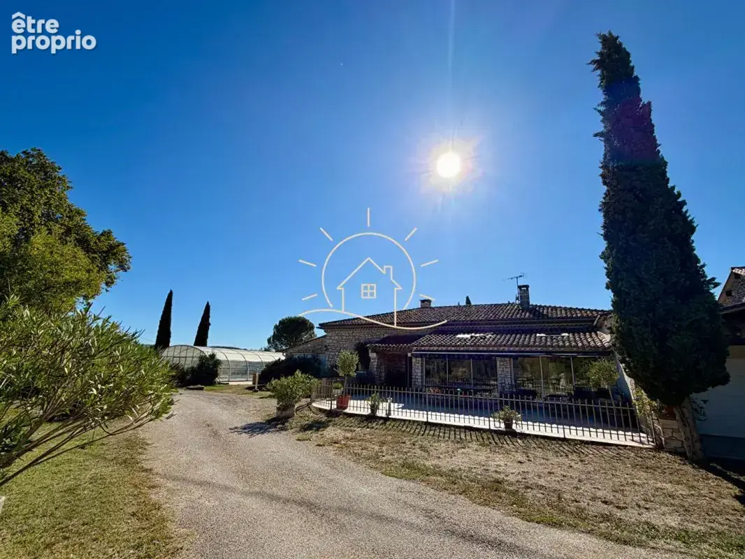 Propriété d'exception à Barjac au coeur de 8 hectares avec lac privé - photo 21