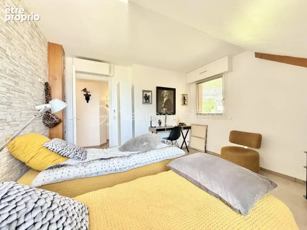 Appartement T3 en duplex avec cave et garage, à 2 pas du lac à Veyrier-du-Lac - photo 12