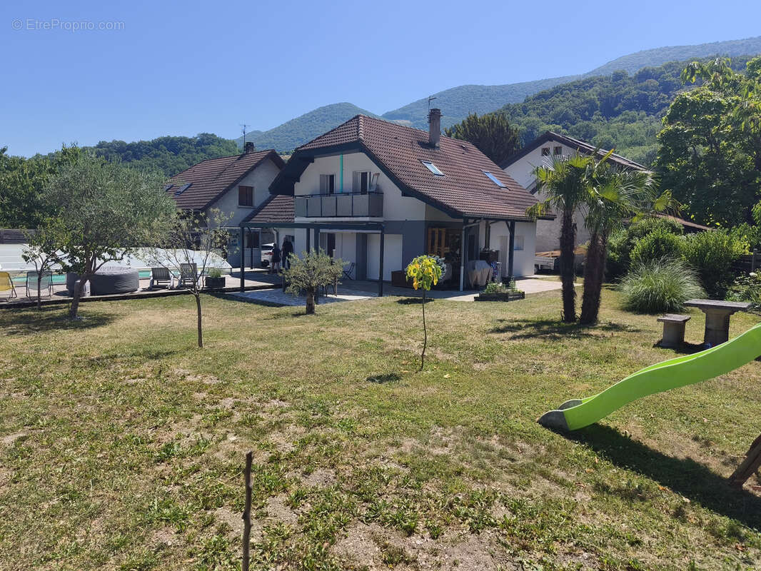 Maison à VIF