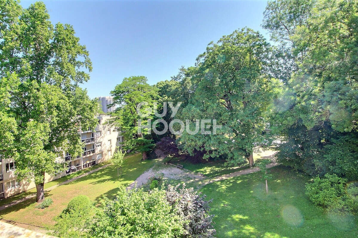 Appartement à CHAVILLE