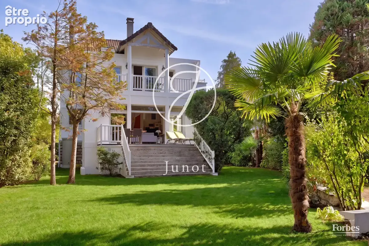 Photo Maison à Le Vesinet au prix de 1 690 000€