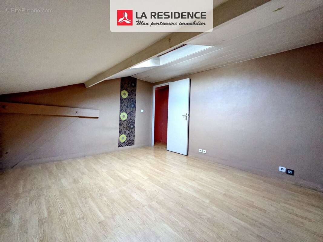 Maison 87 m² à Maule  - photo 8