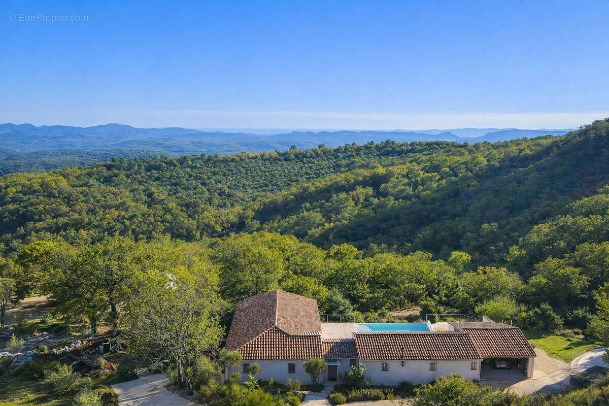 Maison à FAYENCE