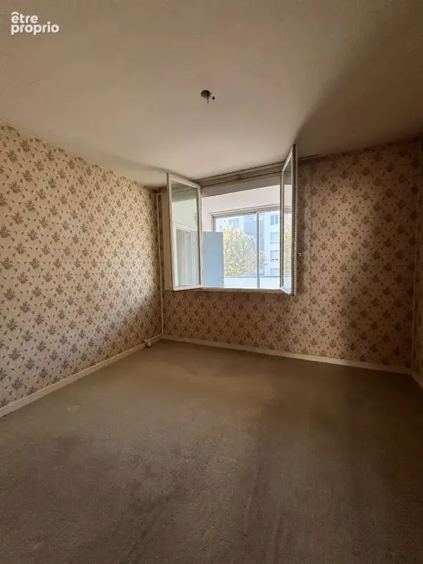 Appart T3  66.11 m² Bourg les valence - photo 4