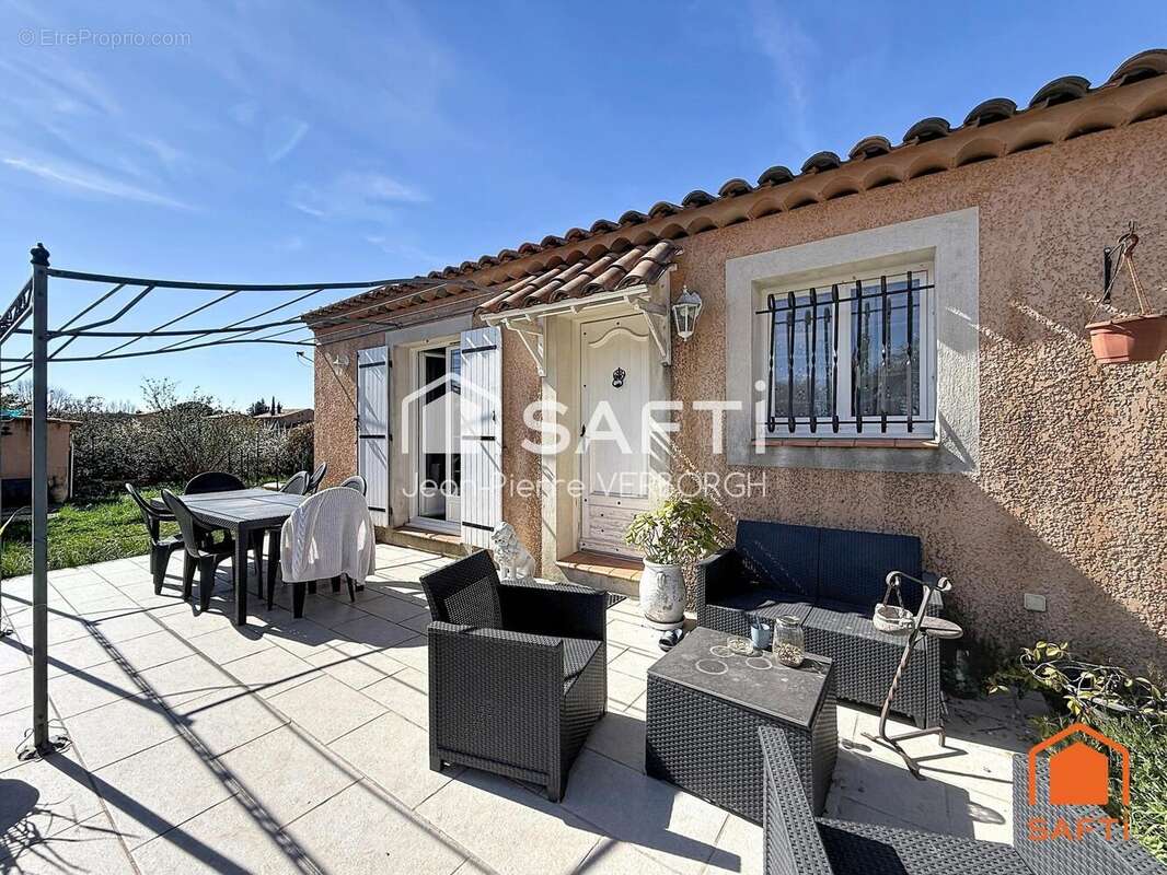 Photo 3 - Maison à REGUSSE