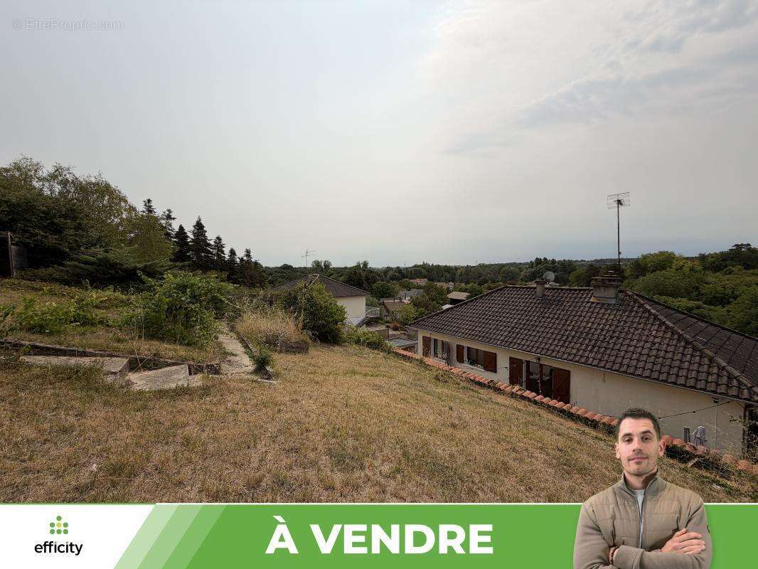 Maison 169 m² à Migne-Auxances  - photo 18