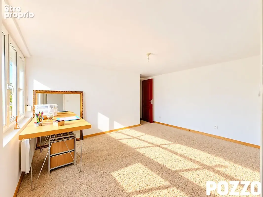 DONVILLE LES BAINS : Maison 5 pièces à vendre - photo 11