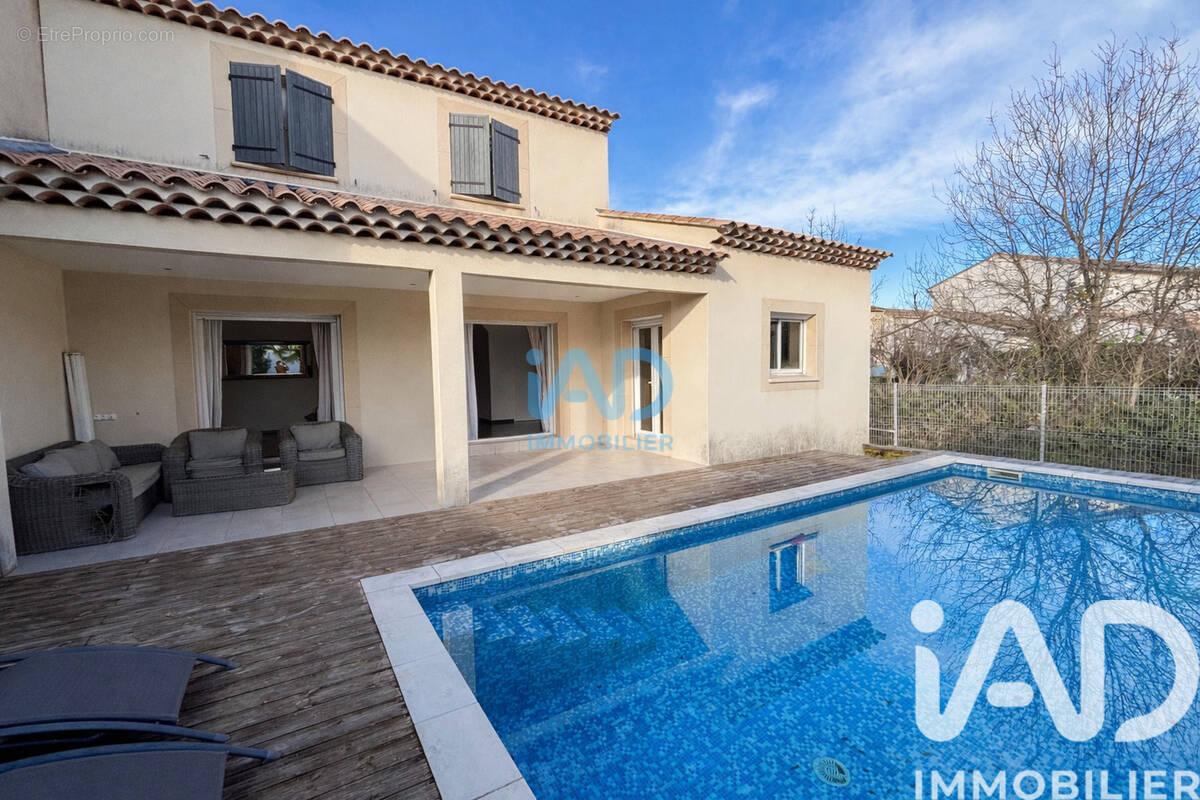 Photo 1 - Maison à SORGUES