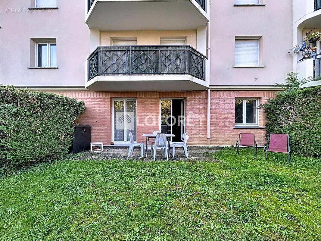 Appartement à VERNEUIL-SUR-SEINE