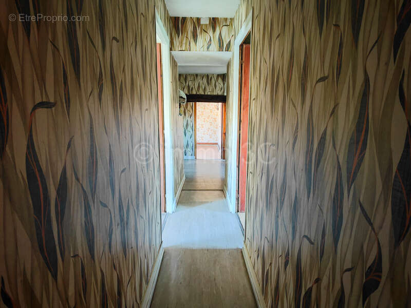 Maison à SAUZE-VAUSSAIS