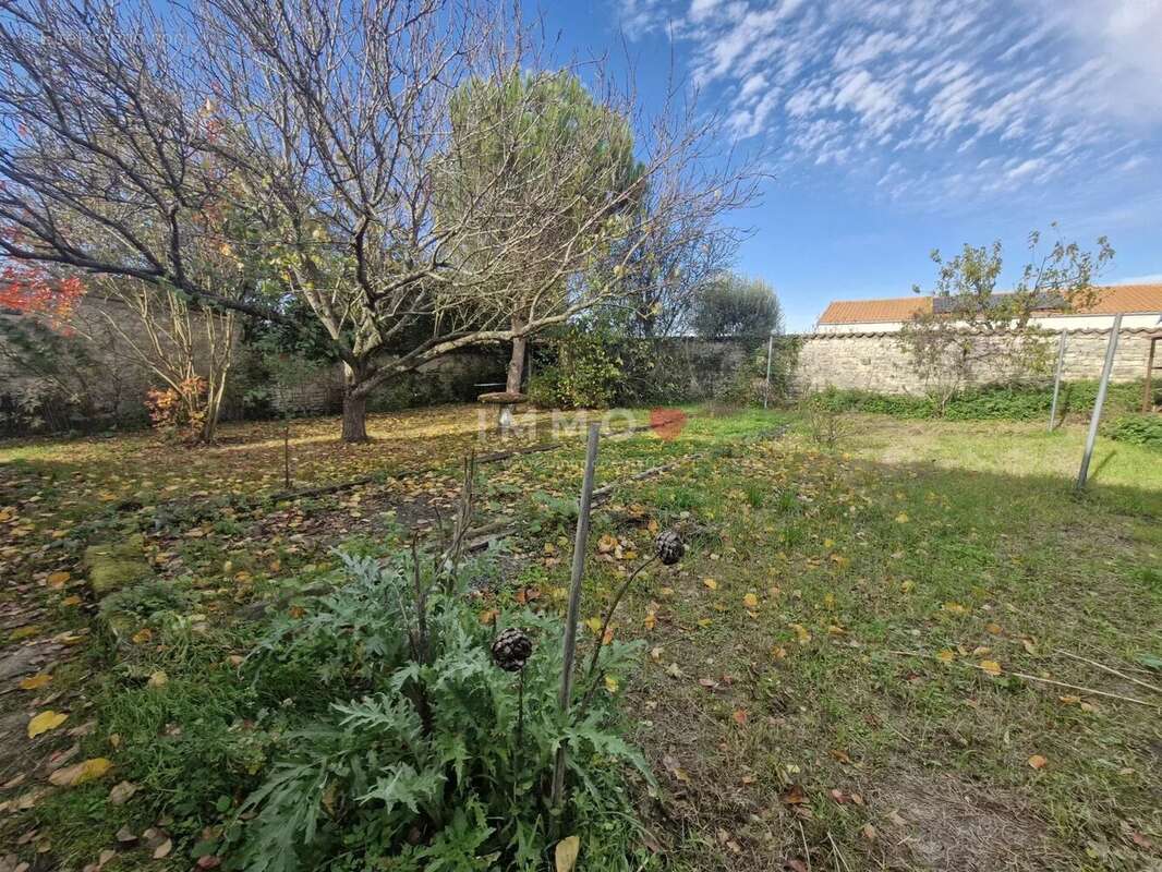 Maison à CROIX-CHAPEAU