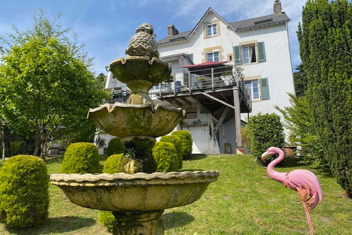 Maison à ROCHEFORT-EN-TERRE