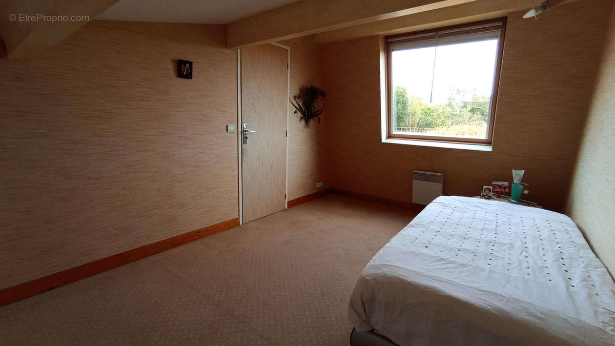 Appartement à VILLE-D&#039;AVRAY