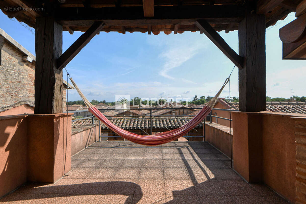 Propriété d'exception avec terrasse et vue sur les toits de Lisle-sur-Tarn - photo 14