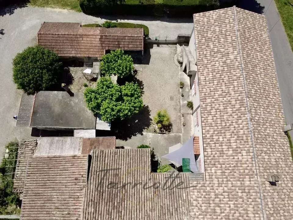 Appartement à MONTELIMAR