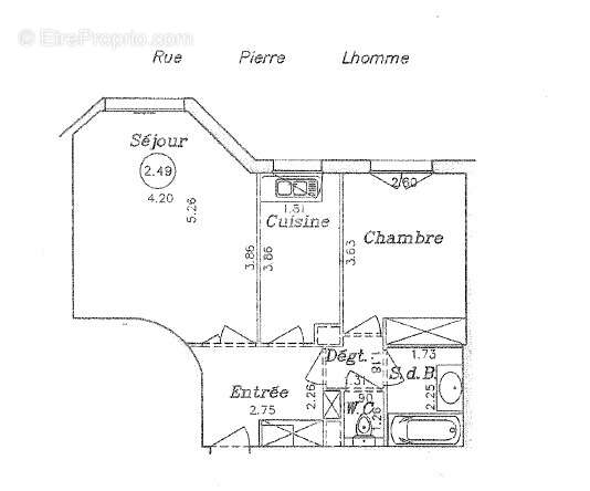 Appartement à COURBEVOIE