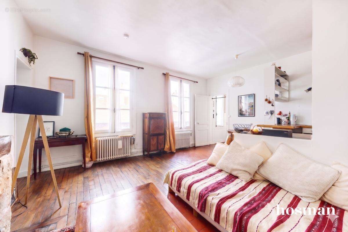 Appartement à PARIS-3E