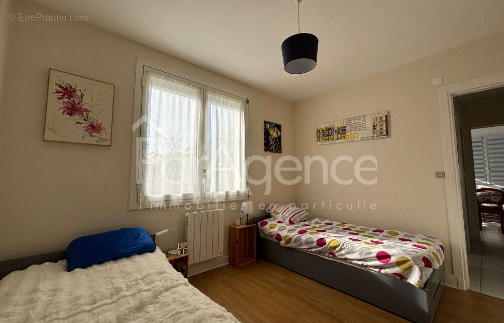 Maison   Deux appartements   Foncillon Royan - photo 16