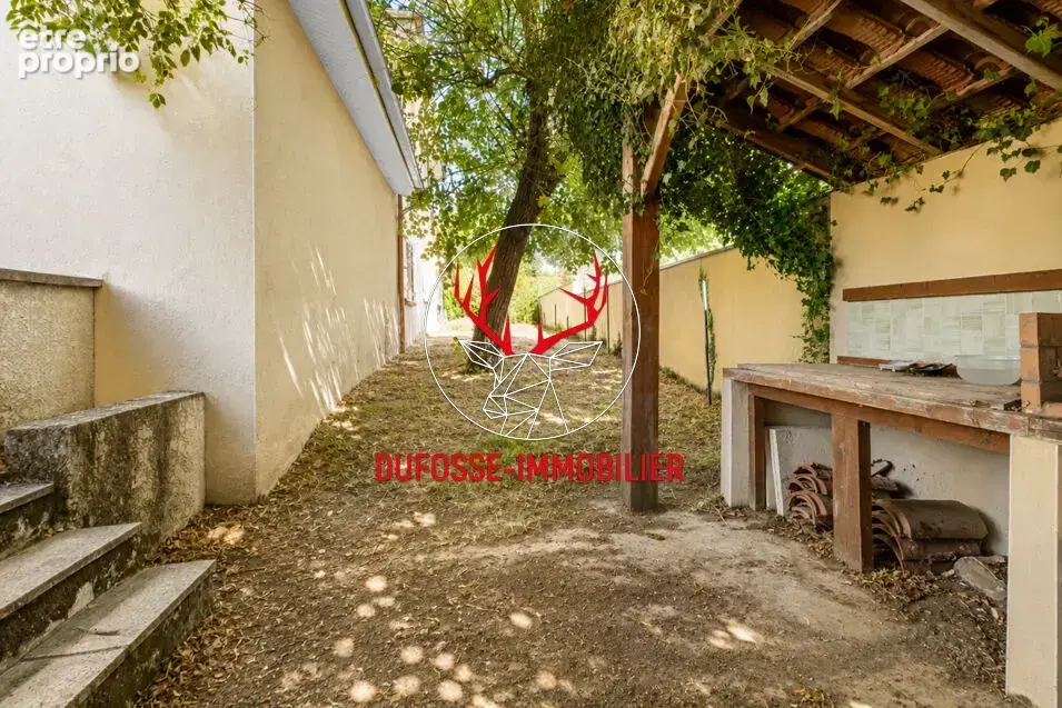 Maison spacieuse 6 pièces à vendre à Jonage - Réf. BEL6232 - photo 13