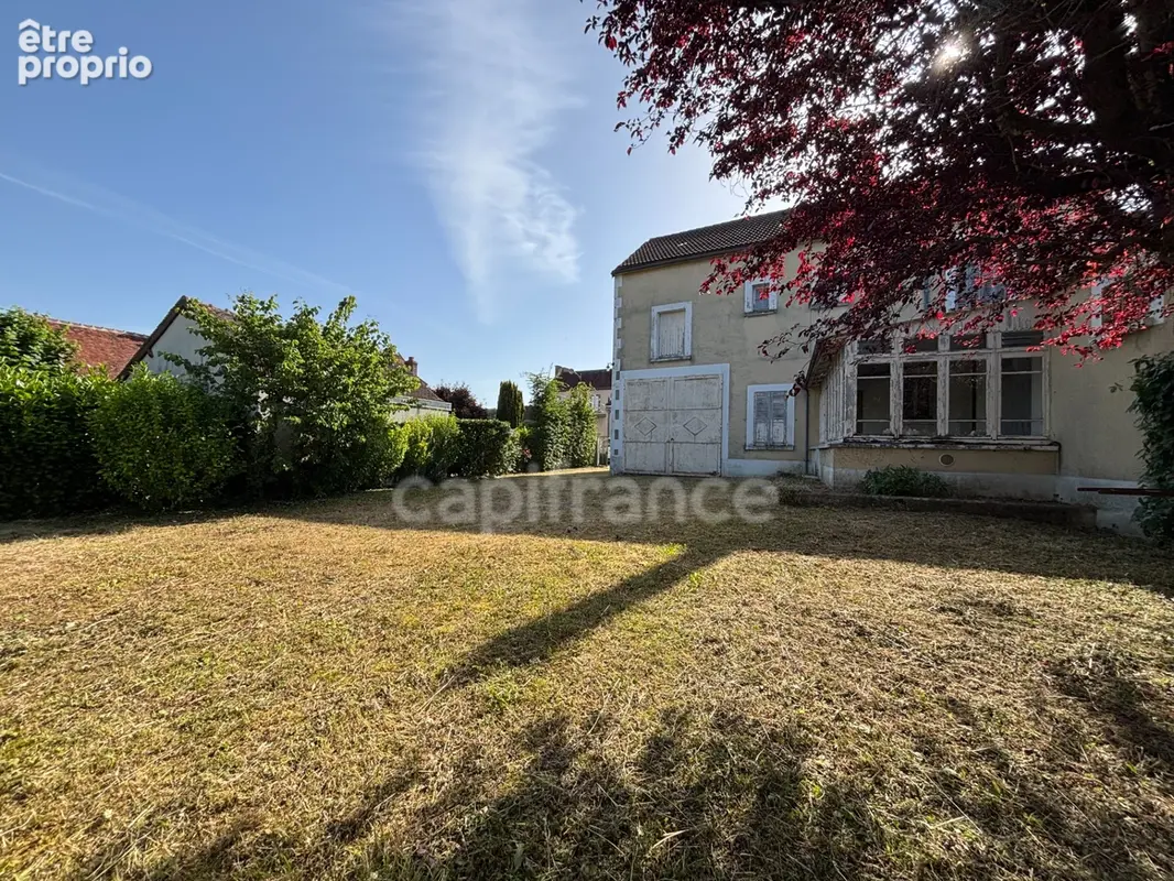 Virginie MASSON Capifrance vous propose en exclusivité - Chemilly-sur-Yonne – Maison de caractère 130m² avec jardin, garage et d - photo 4