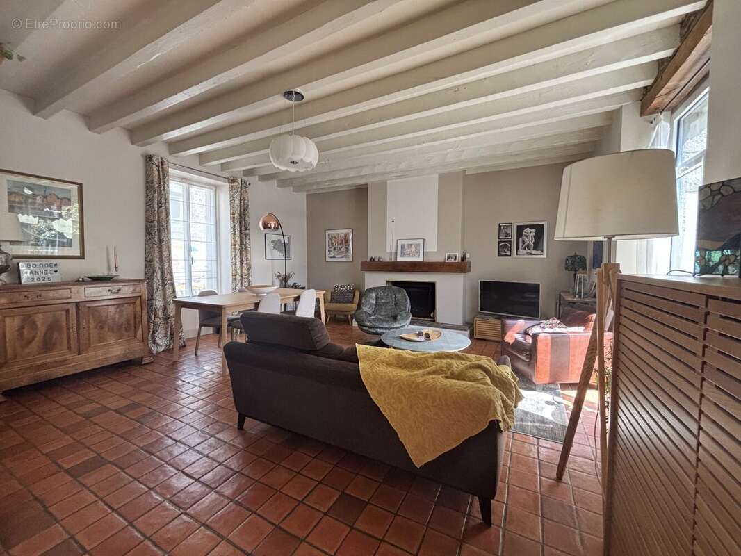 Maison 205 m² à Saint-Brieuc  - photo 3
