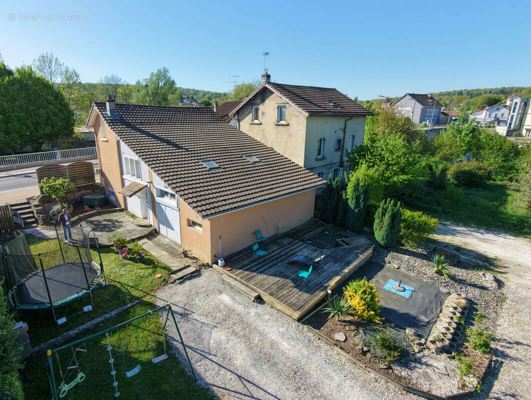 Photo 2 - Maison à VOUJEAUCOURT